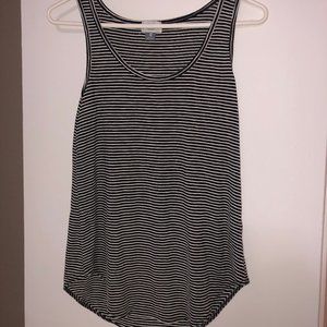 Old Navy tank top
